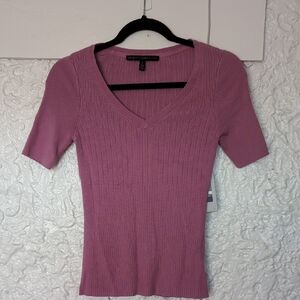 White House Black Market Pink V-Neck Ribbed Top